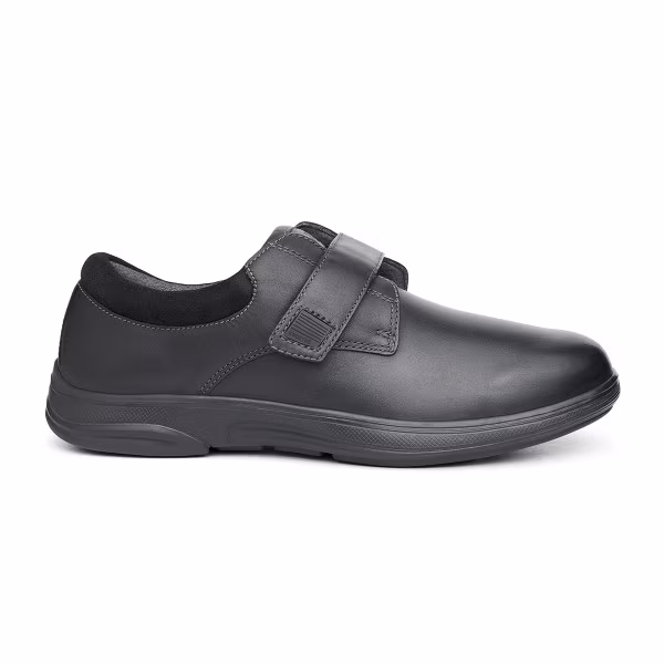 Black diabetic shoe